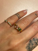 Load image into Gallery viewer, Green & Pink Toi et Moi Ring