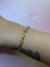 Load image into Gallery viewer, Ombré Gemstone Baby Curb
