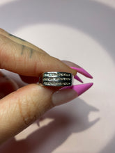 Load image into Gallery viewer, WG Triple Diamond Row Band
