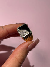 Load image into Gallery viewer, Yin Yang Onyx &amp; Diamond Chunky Ribbed Signet Ring

