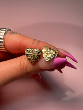 Load image into Gallery viewer, Jumbo Heart Nugget Studs
