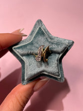 Load image into Gallery viewer, Diamond Initial M Ring
