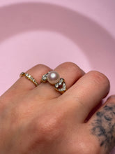 Load image into Gallery viewer, Double Heart Diamond Akoya Pink Pearl Ring
