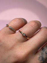 Load image into Gallery viewer, Bright Pink Prism Spinel Baby Bezel Band
