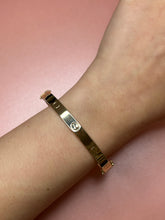 Load image into Gallery viewer, Love Bangle
