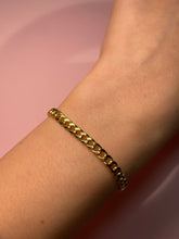 Load image into Gallery viewer, Chunky Classic Baby Curb Bracelet
