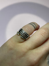 Load image into Gallery viewer, WG Triple Diamond Row Band
