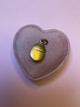 Load image into Gallery viewer, Blue Enamel Pearl Rosecut Starburst Pendant
