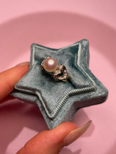 Load image into Gallery viewer, Double Heart Diamond Akoya Pink Pearl Ring

