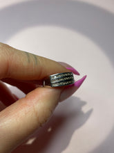 Load image into Gallery viewer, WG Triple Diamond Row Band
