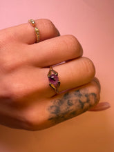 Load image into Gallery viewer, Amethyst Cabochon Moody Ring
