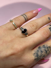 Load image into Gallery viewer, Garnet Scroll Ring
