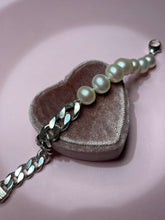 Load image into Gallery viewer, Chunky Sterling Silver Curb Freshwater Pearl Half &amp; Half
