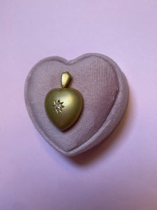 Satin Puffy Heart Starset Diamond Pendant