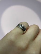 Load image into Gallery viewer, WG Triple Diamond Row Band
