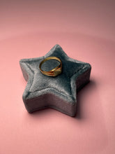 Load image into Gallery viewer, Baby Square Pinky Signet Ring
