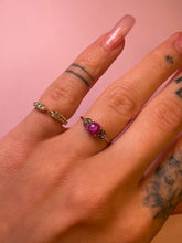 Load image into Gallery viewer, Hot Pink Star Sapphire Cabochon Double Diamond Heart Ring
