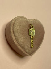 Load image into Gallery viewer, Bunny Key
