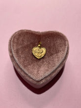 Load image into Gallery viewer, 3D Kissing Angel Cherubs Heart Mini Pendant
