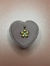 Load image into Gallery viewer, Aquamarine Flower Pendant
