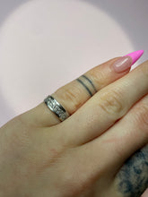 Load image into Gallery viewer, WG Diamond Pinky Ring
