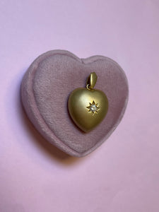 Satin Puffy Heart Starset Diamond Pendant