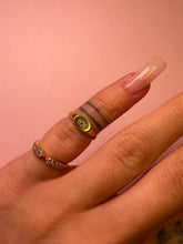 Load image into Gallery viewer, Baguette Diamond Signet Pinky Ring
