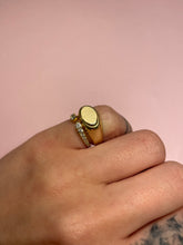 Load image into Gallery viewer, Chubby Oval Signet Ring
