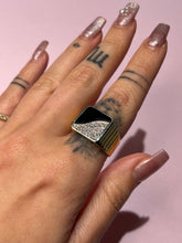 Load image into Gallery viewer, Yin Yang Onyx &amp; Diamond Chunky Ribbed Signet Ring
