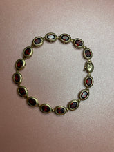 Load image into Gallery viewer, Flat Gucci ID Bracelet
