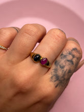 Load image into Gallery viewer, Cabochon Gemstone Toi Et Moi Ring
