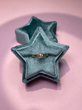 Load image into Gallery viewer, Oval Pink Spinel Baby Bezel Band
