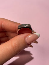 Load image into Gallery viewer, Solitaire Diamond WG Rectangle Signet Ring
