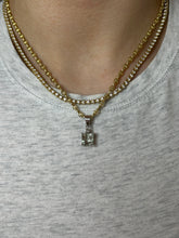 Load image into Gallery viewer, Aquamarine &amp; Diamond Solitaire Pendant
