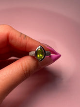 Load image into Gallery viewer, Marquise Peridot &amp; Diamond Chubby White Gold Ring
