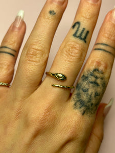 Emerald Eye Snake Ring