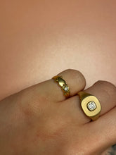 Load image into Gallery viewer, Double Heart Diamond Ring
