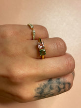 Load image into Gallery viewer, Green &amp; Pink Toi et Moi Ring
