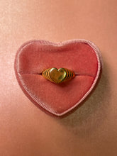 Load image into Gallery viewer, Ribbed Chubby Heart
