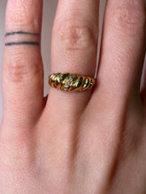 Load image into Gallery viewer, Diamond Shrimp Ring
