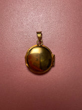 Load image into Gallery viewer, Starset Diamond Locket
