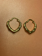 Load image into Gallery viewer, Small Bamboo Heart Hoops
