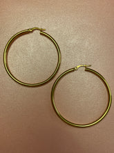 Load image into Gallery viewer, 2.5mm Medium Hoops
