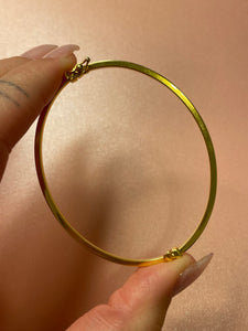 18K Bangle