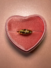 Load image into Gallery viewer, Diamond Shrimp Ring
