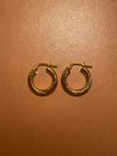 Load image into Gallery viewer, Baby Twist Hoops
