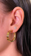Load image into Gallery viewer, Flat Edge Chunky Hoops
