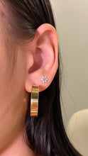 Load image into Gallery viewer, Flat Edge Chunky Hoops

