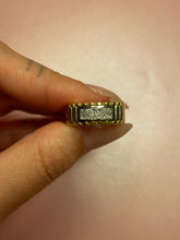 Load image into Gallery viewer, Ribbed Princess Cut Diamond

