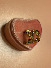 Load image into Gallery viewer, Diamond Link Hoops
